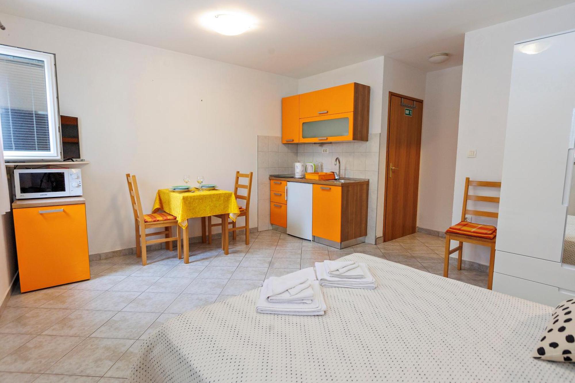 Apartments Baricevic Bol Dış mekan fotoğraf