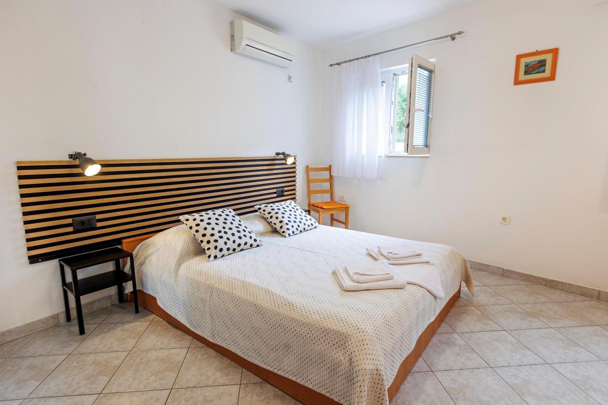 Apartments Baricevic Bol Dış mekan fotoğraf