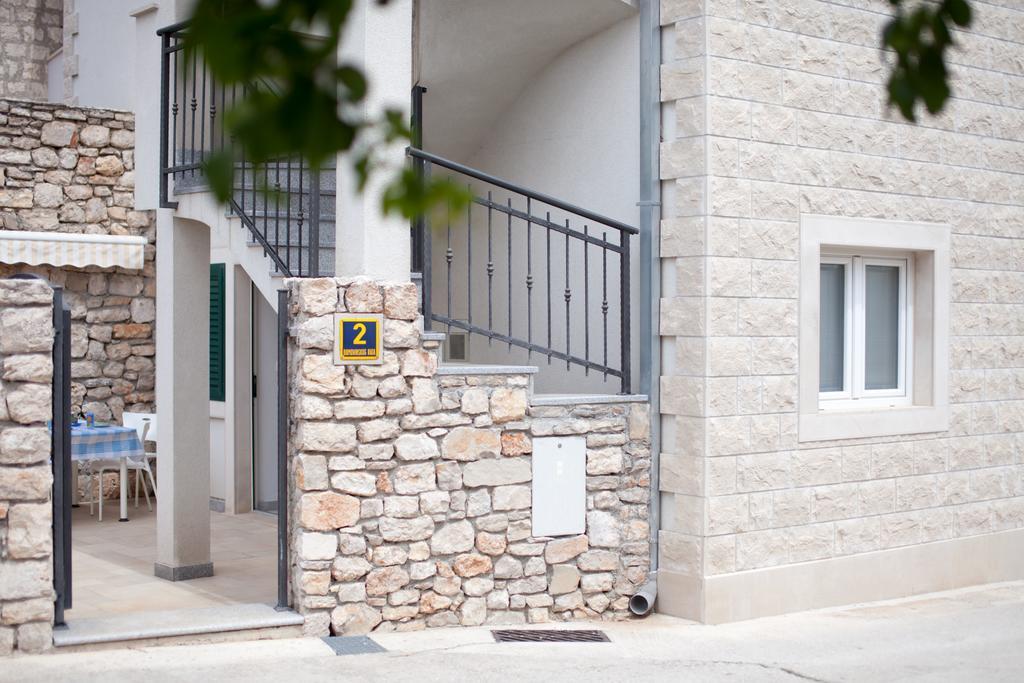Apartments Baricevic Bol Dış mekan fotoğraf